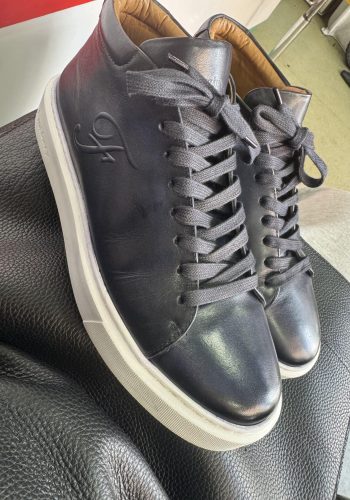 Cordonnerie et vente de produits d’entretiens de chaussures et bottes